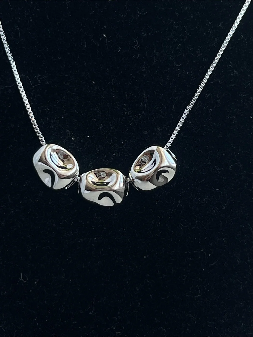 Three silver bean  pendant Necklace